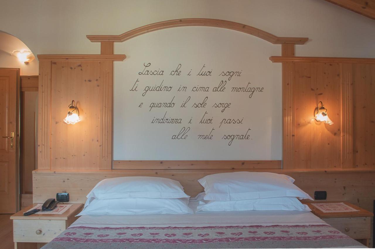 Hotel Garni Sant'Antonio Con Spa Madonna Kültér fotó